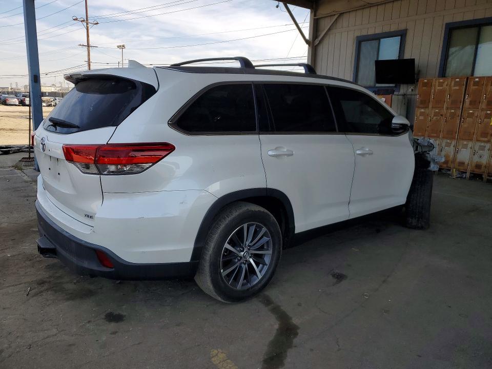 2019 Toyota Highla xle