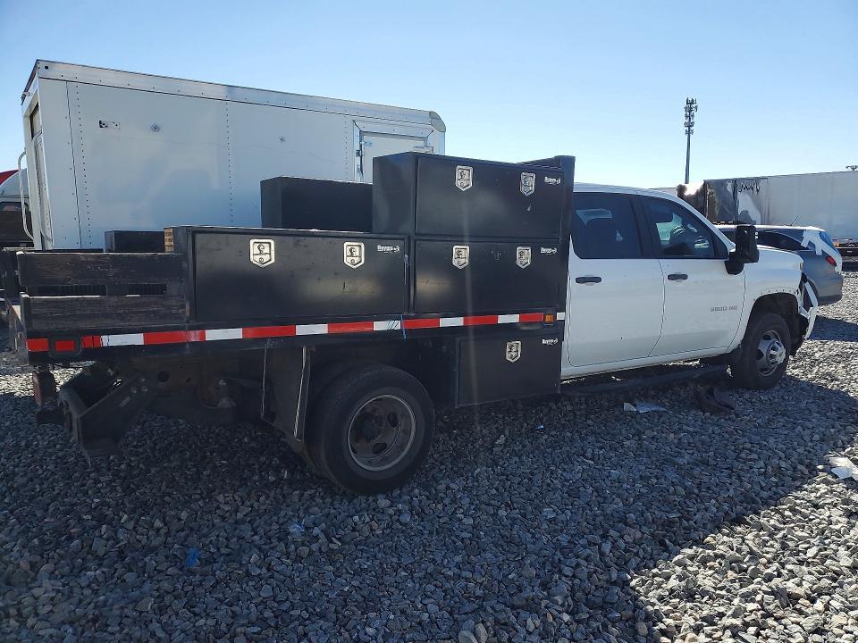 2024 Chevrolet Silverado Flatbed Truck