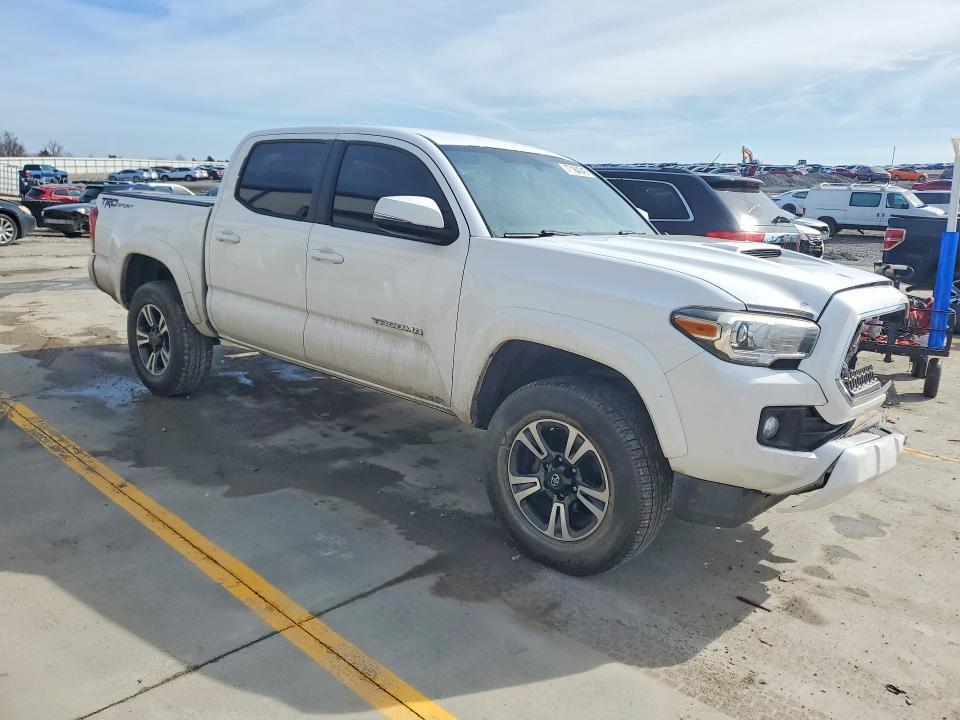 2017 Toyota Tacoma Double cab