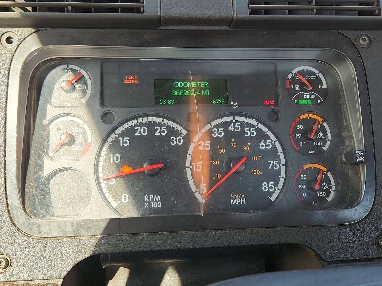 2016 Freightliner Cascadia 125 Semi Truck