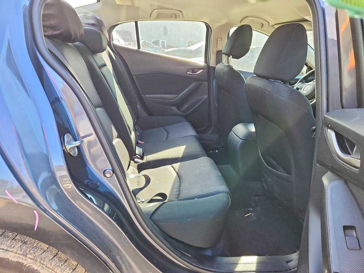 2016 Mazda 3 Sport