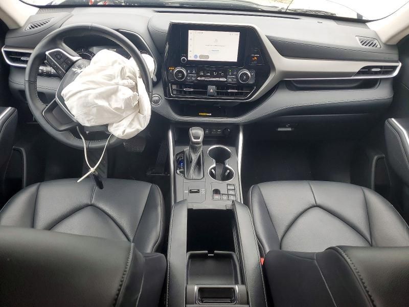 2023 Toyota Highlander Hybrid xle