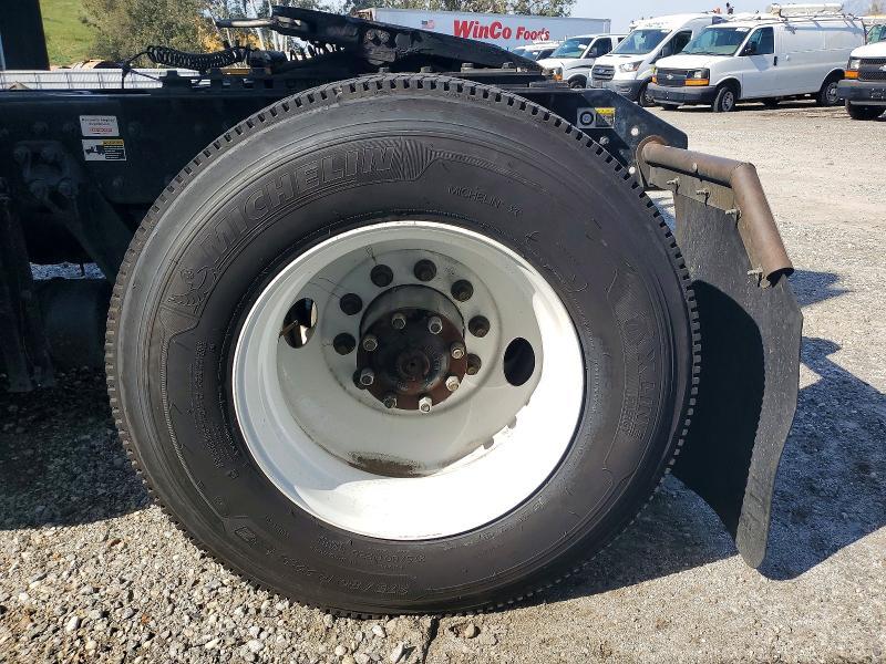2017 Kenworth Construction T680