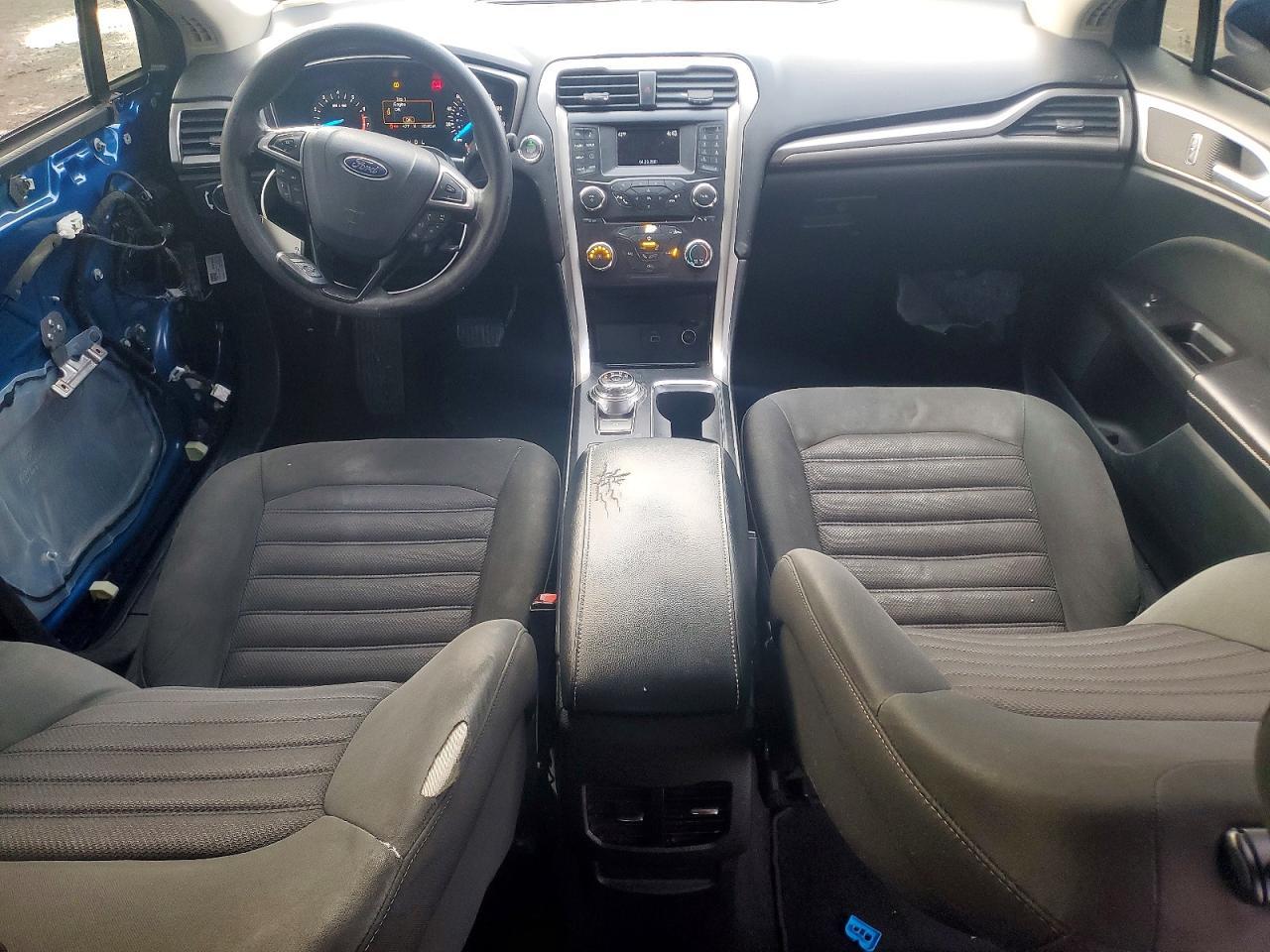 2017 Ford Fusion se
