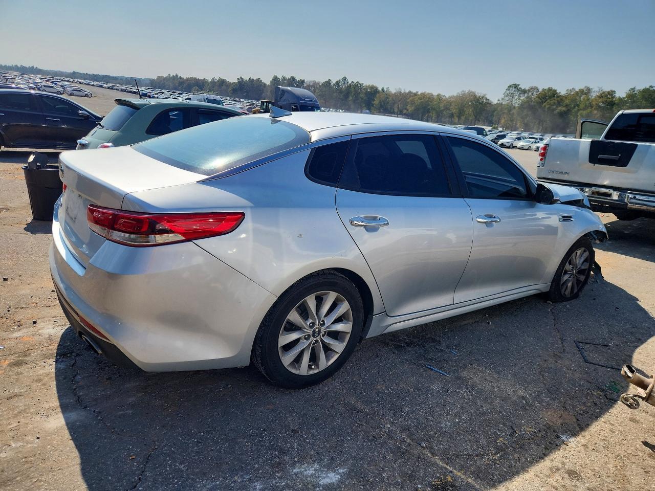 2016 KIA Optima
