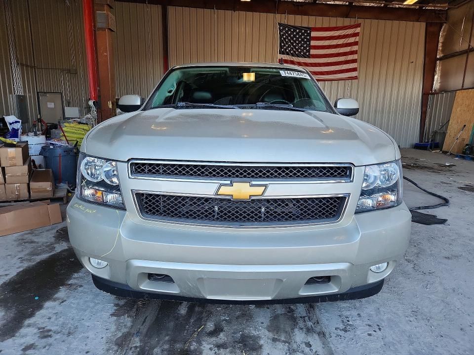 2013 Chevrolet Suburban K1500 lt