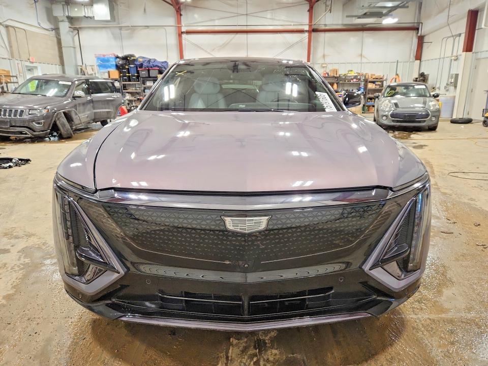 2024 Cadillac Lyriq Sport