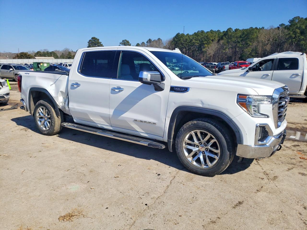 2020 GMC Sierra K1500 slt