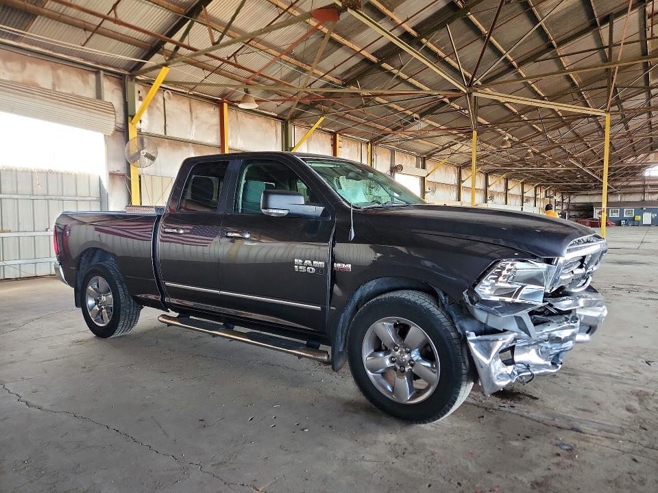 2017 Dodge Ram 1500 slt