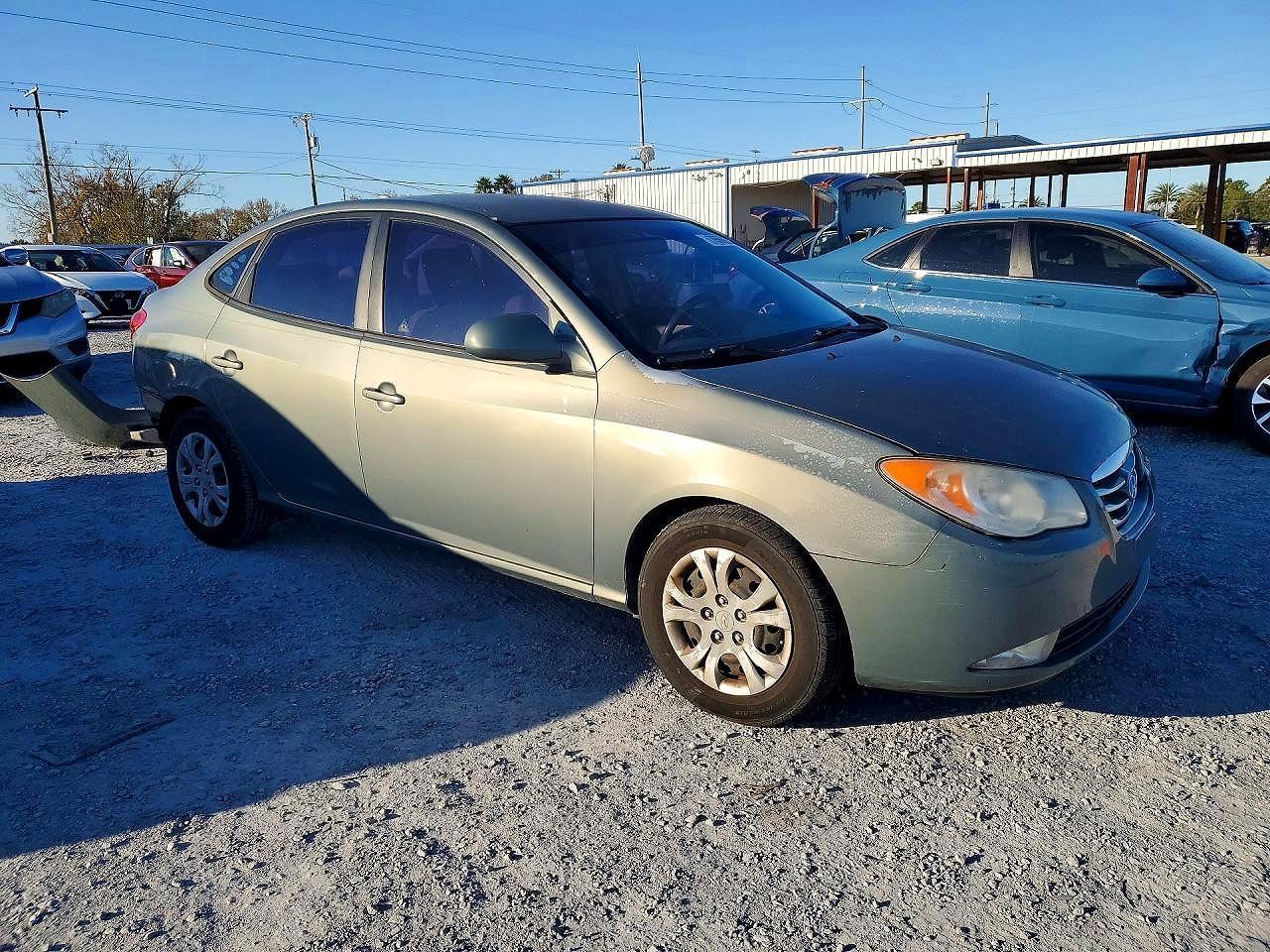 2010 Hyundai Elantra Blue