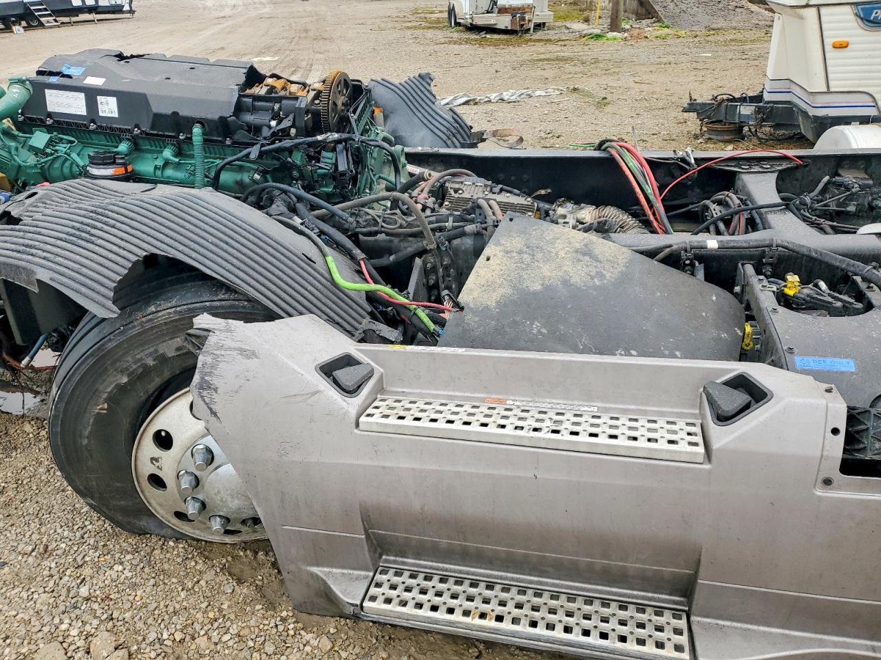 2024 Volvo VNL Semi Truck
