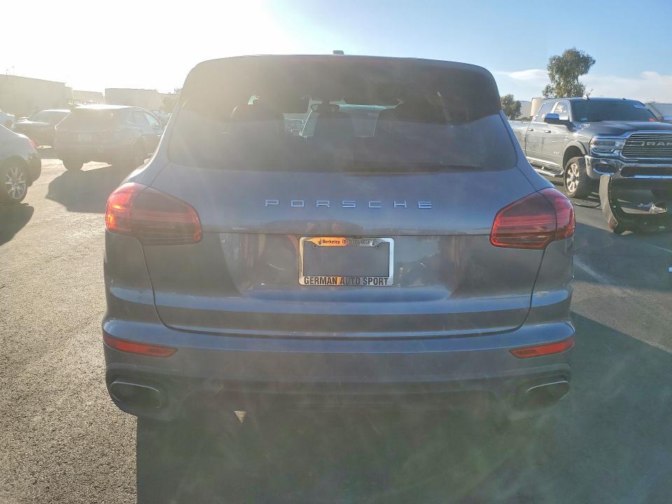 2016 Porsche Cayenne