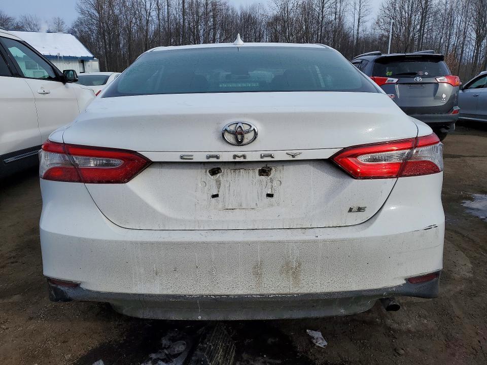 2020 Toyota Camry le