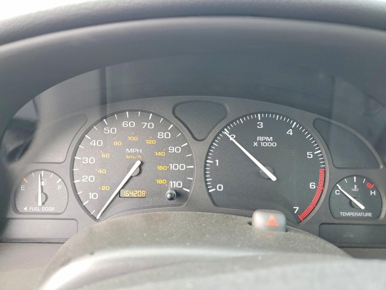 2002 Saturn SL1