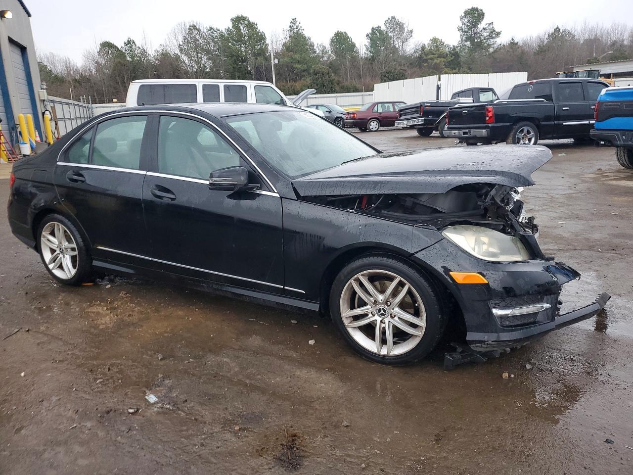 2013 Mercedes-Benz C 250