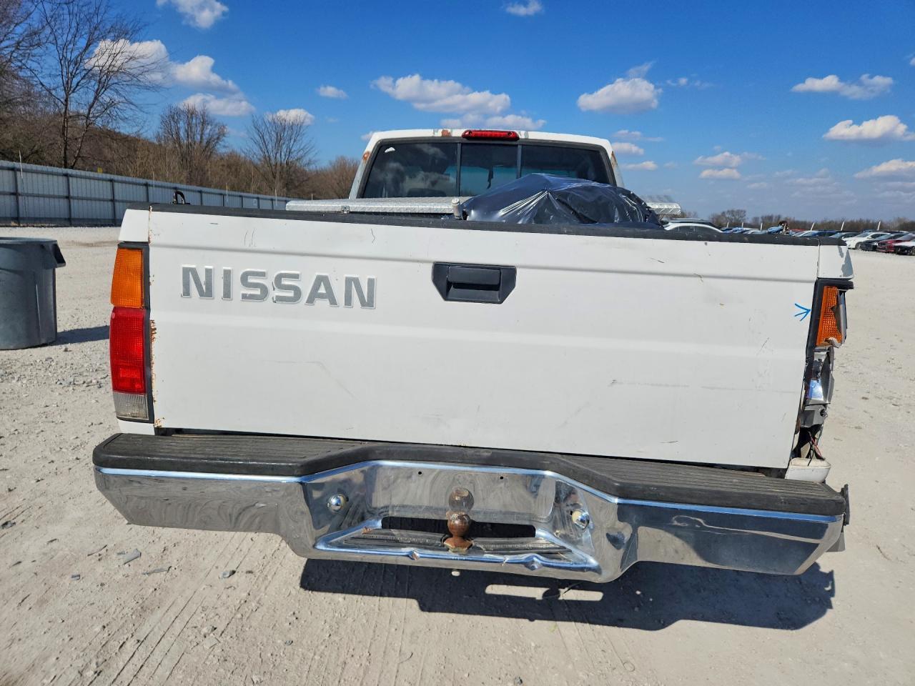 1995 Nissan Truck XE