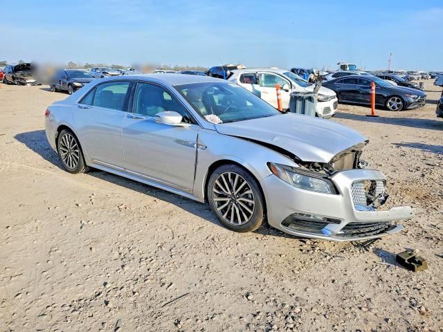 2019 Lincoln Continental Select