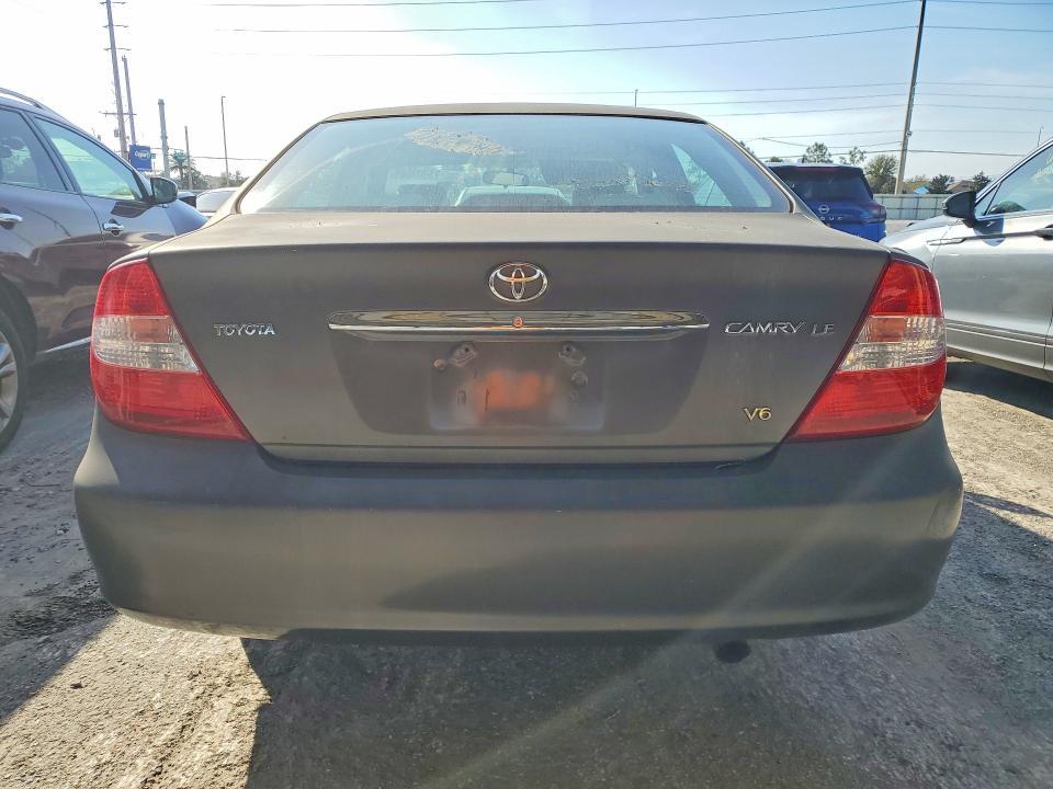 2002 Toyota Camry le V6