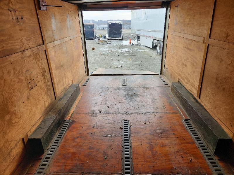 2016 Diamond Cargo 8.5x20ta Enclosed Cargo Trailer