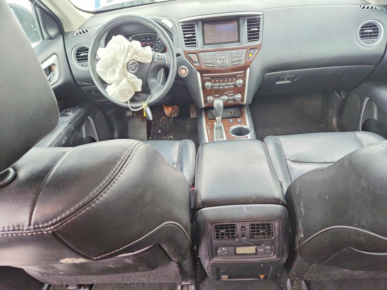 2013 Nissan Pathfinder s