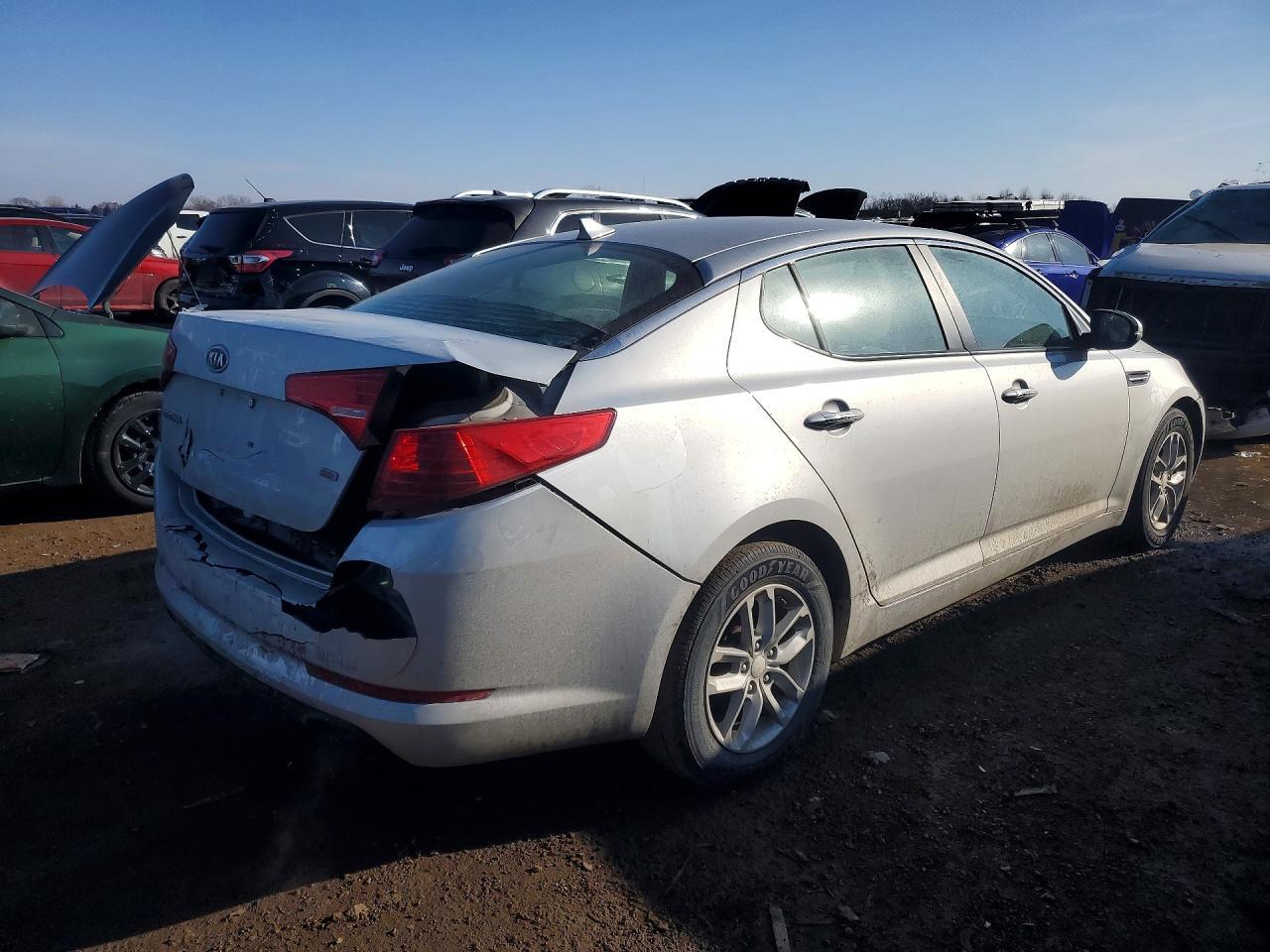 2012 KIA Optima lx