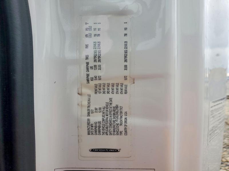 2018 Freightliner Cascadia 125 Semi Truck