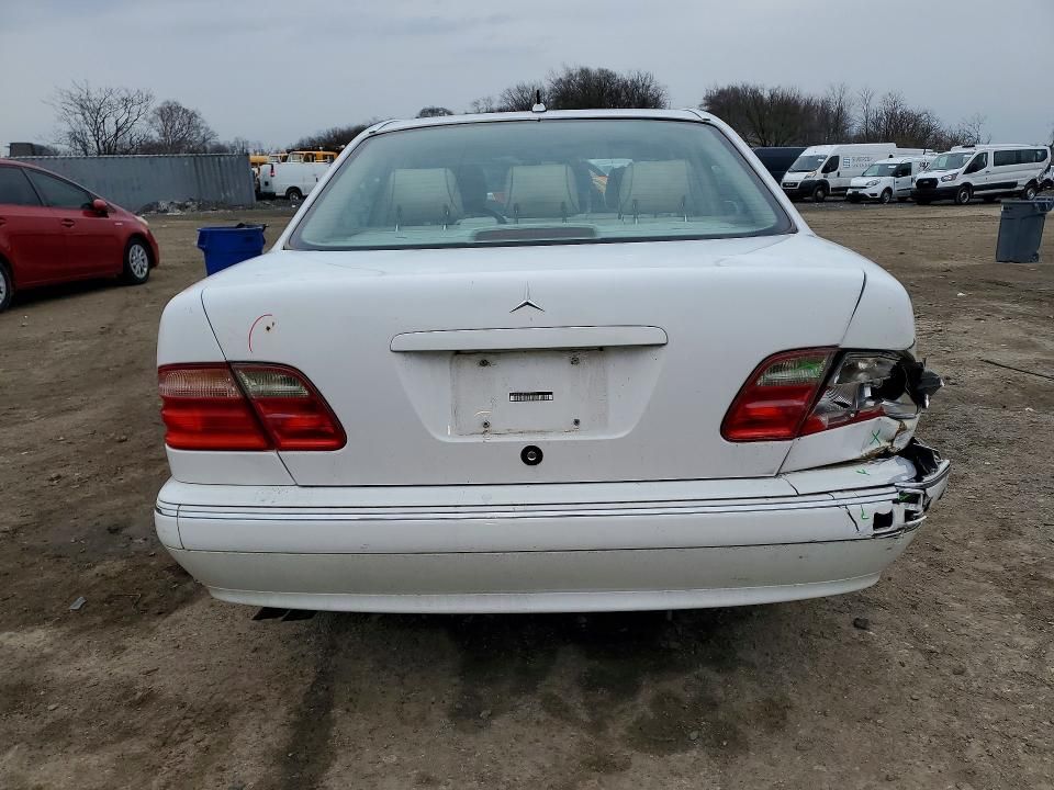 2000 Mercedes-Benz E 320 4matic