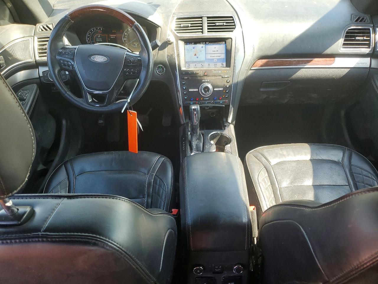 2019 Ford Explorer Platinum