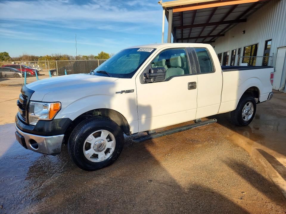 2014 Ford F150 Super cab