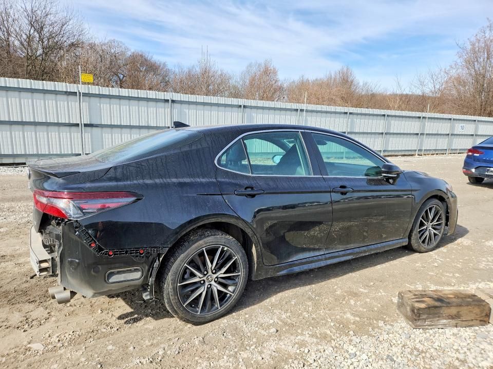 2024 Toyota Camry se Night Shade