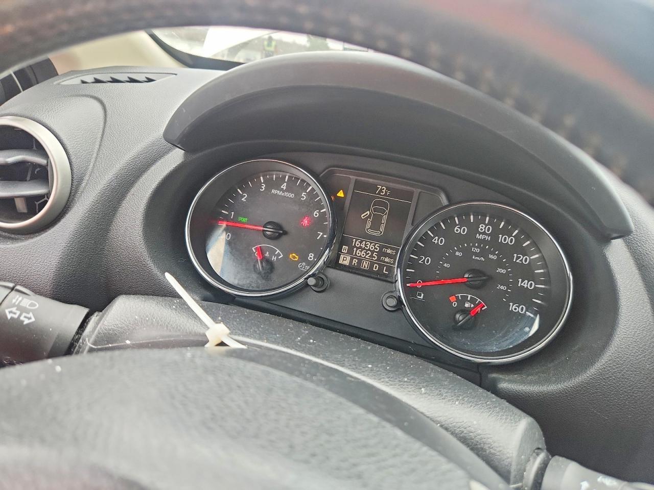 2012 Nissan Rogue s