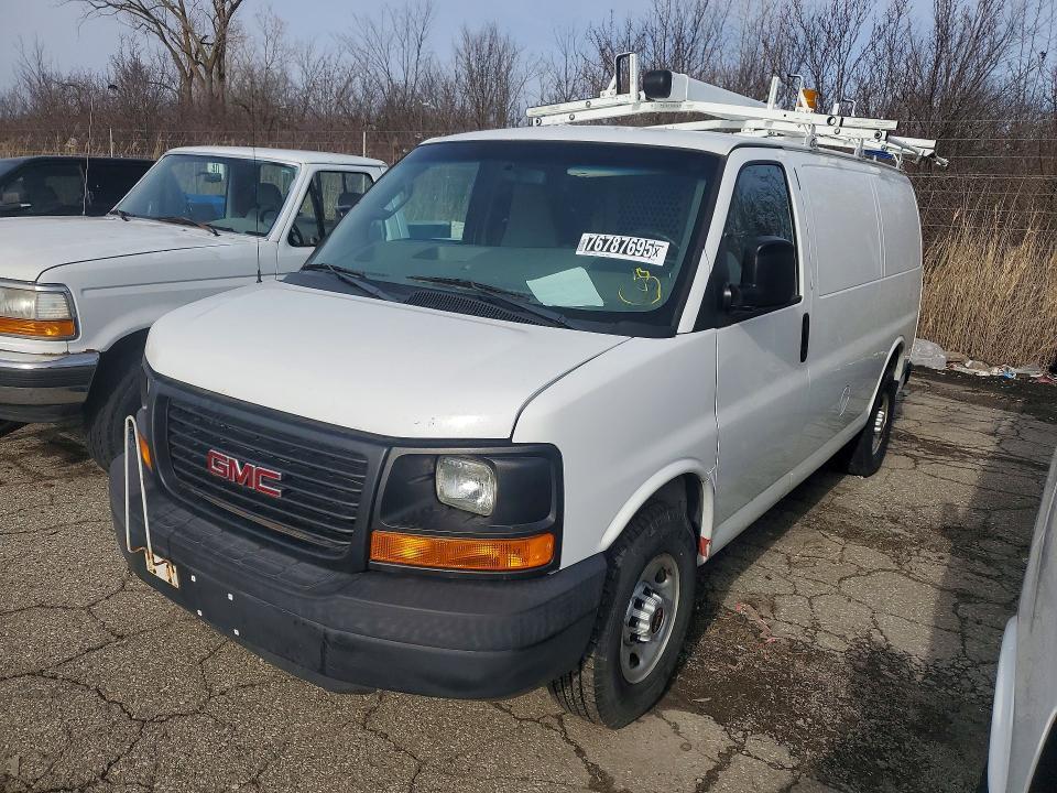 2016 GMC Savana 2500 Cargo Utility / Service van