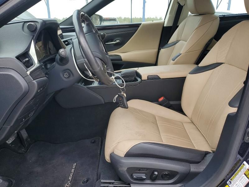 2020 Lexus Es 300h Ultra Luxury