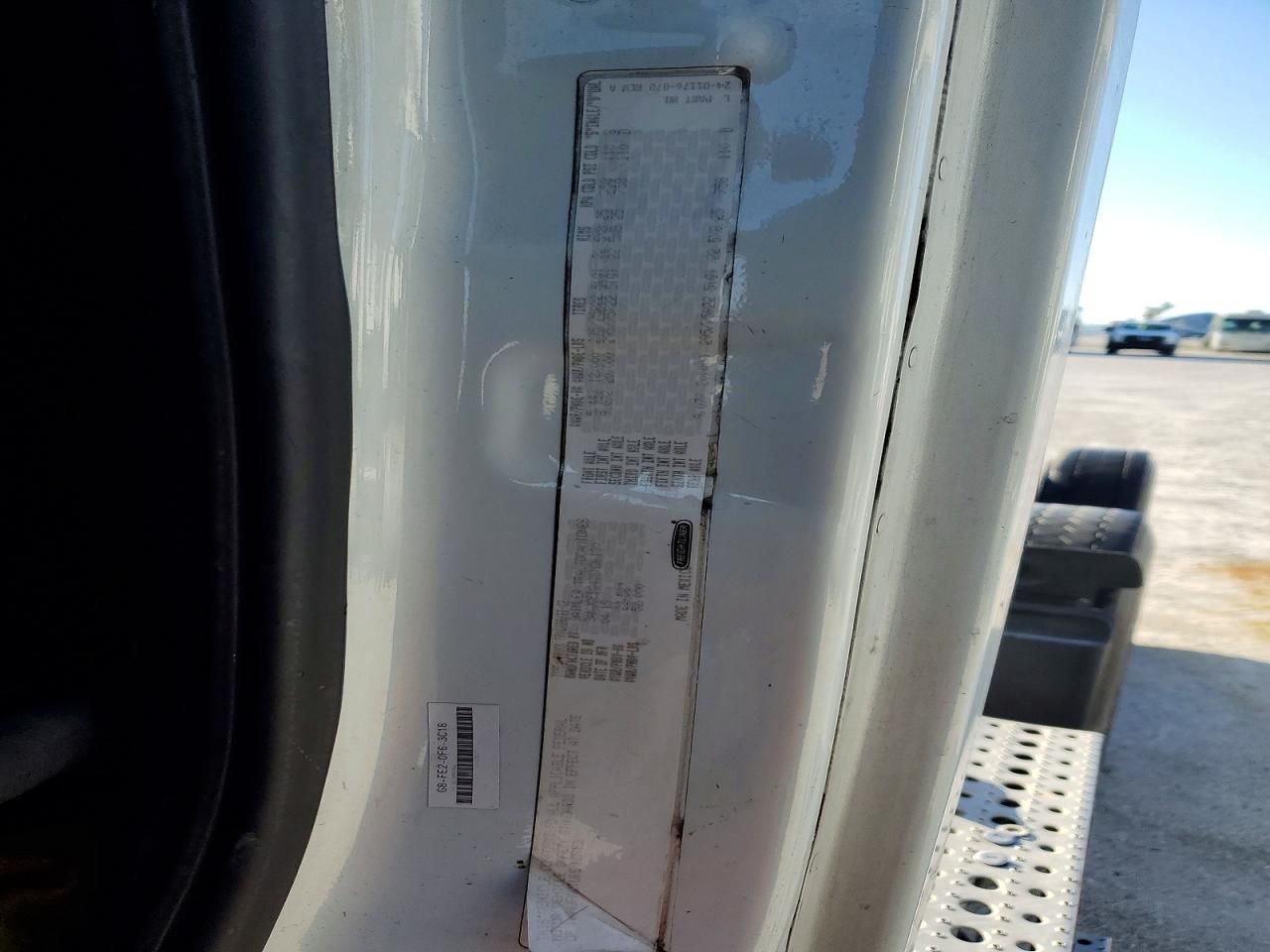 2016 Freightliner Cascadia 125 Semi Truck