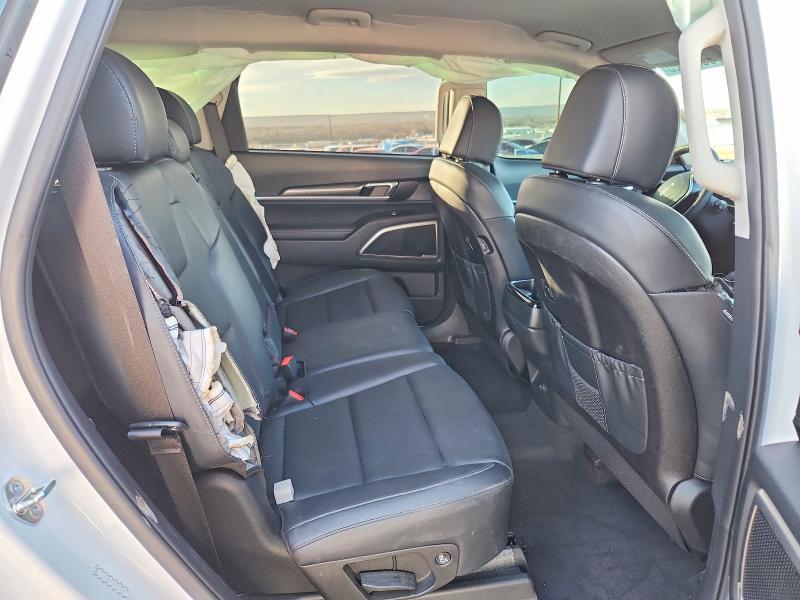 2025 KIA Telluride lx