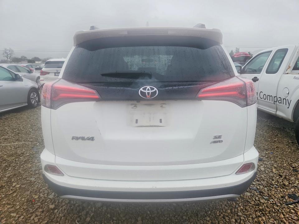 2016 Toyota Rav4 se