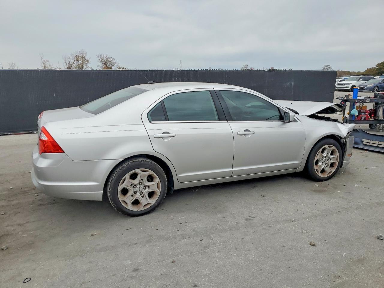 2011 Ford Fusion se