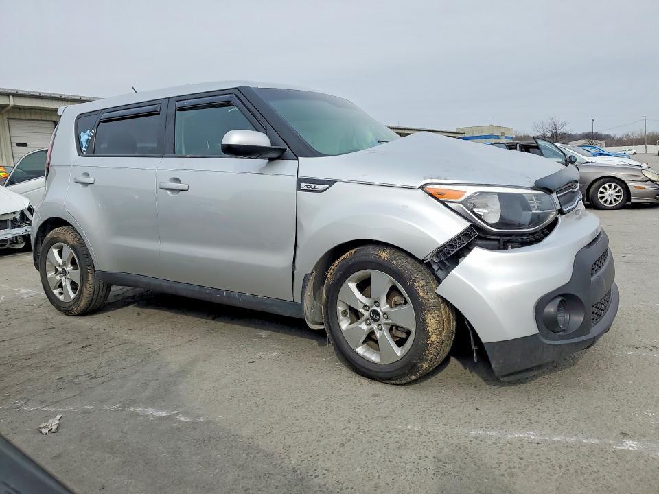 2017 KIA Soul Base