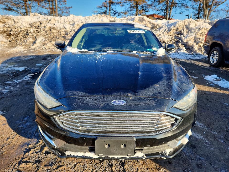 2017 Ford Fusion se Hybrid