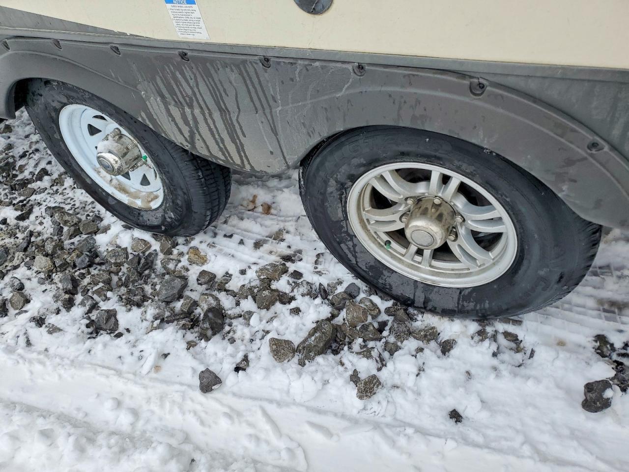 2017 Travel Trailer Fenced
