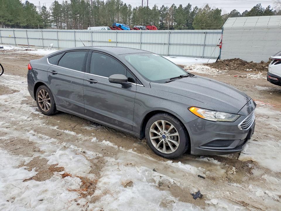 2017 Ford Fusion se