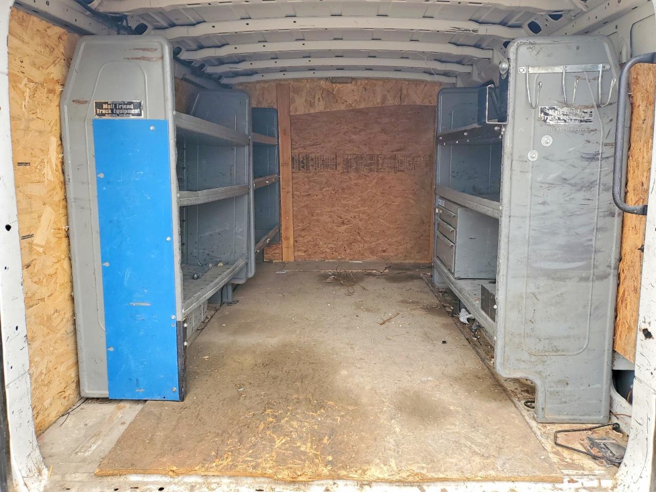 2012 Niss AN NV 1500 Utility / Service Van