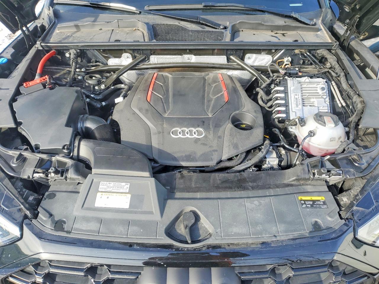 2025 Audi SQ5 Premium Plus