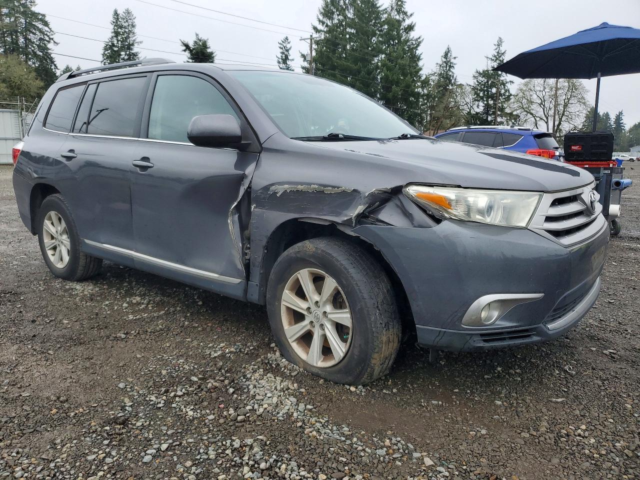 2012 Toyota Highlander se