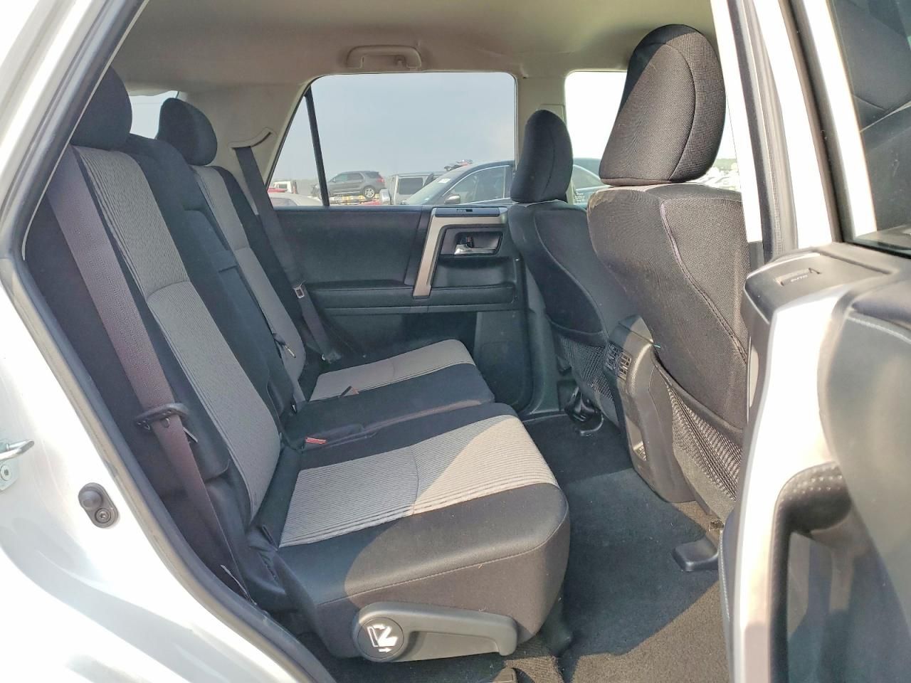 2020 Toyota 4runner SR5