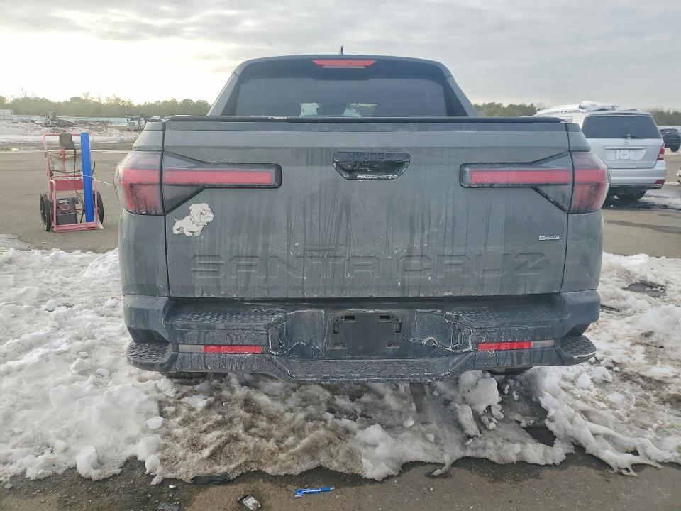 2023 Hyundai Santa Cruz se