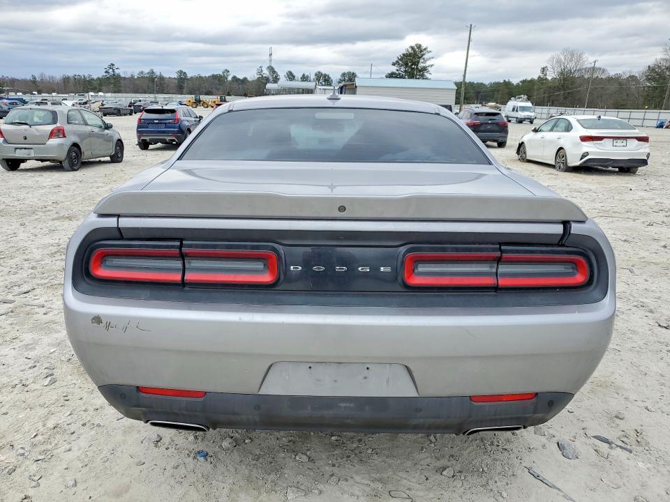 2015 Dodge Challenger sxt Plus