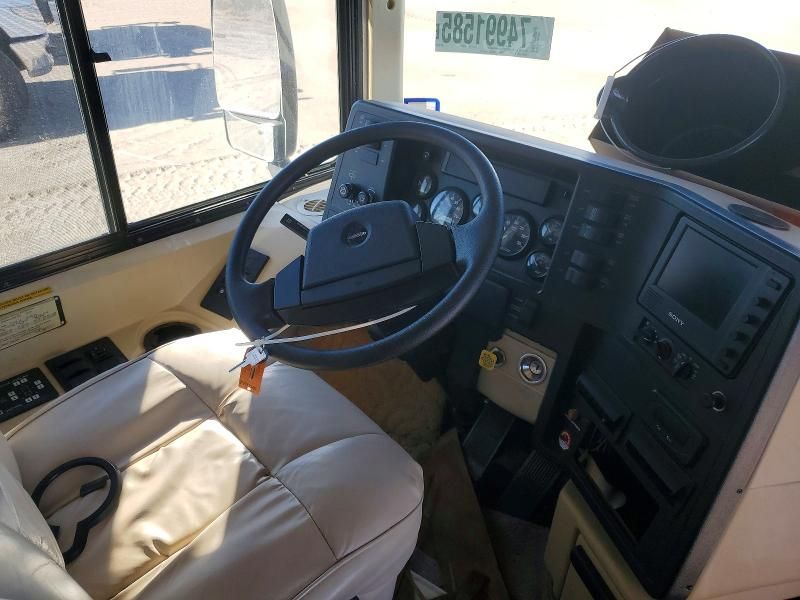 2003 Freigliner 2003 Freightliner Chassis X-rv