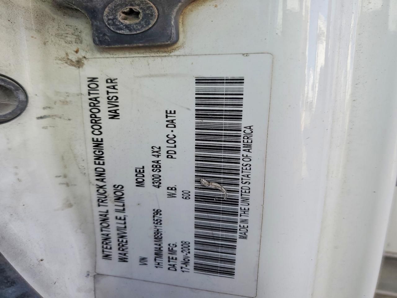 2009 International 4300 BOX Truck