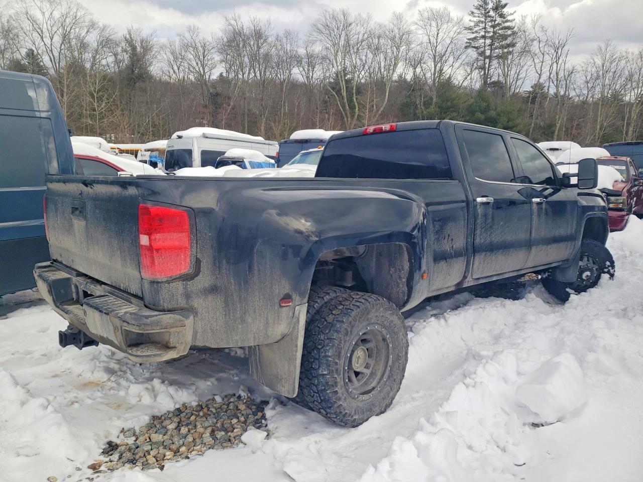 2015 GMC Sierra K3500 Denali